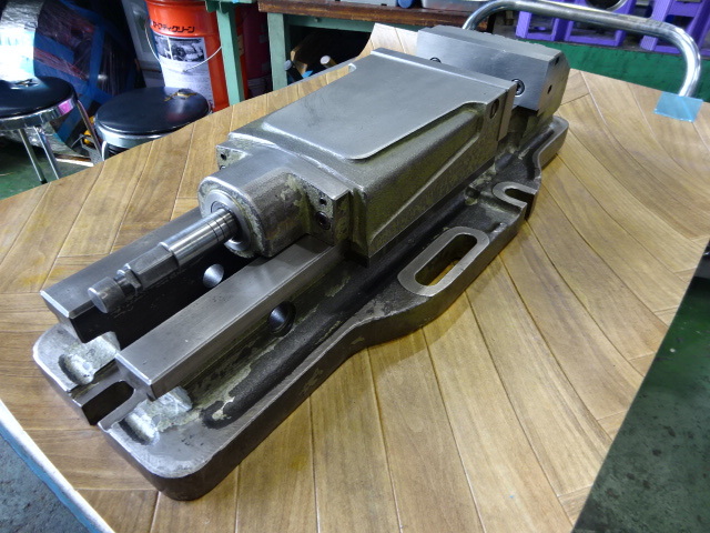 TAKEDA MACHINE TOOLS TK-150HVS Vice Image 2
