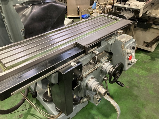 牧野フライス製作所 KVJP-55 立型フライス盤 の画像 8枚目