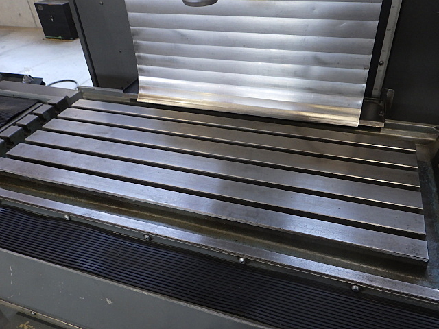 MAKINO AVNC-74 NC Vertical Milling Machine Image 7