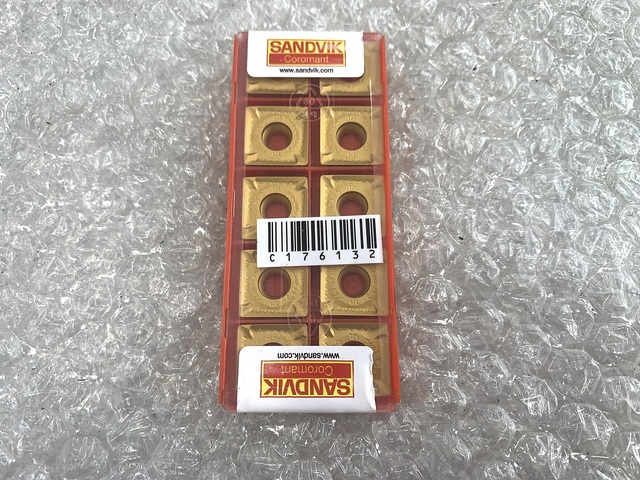 SANDVIK R290.90-1504M-WL 4030 Insert Chip Image 1