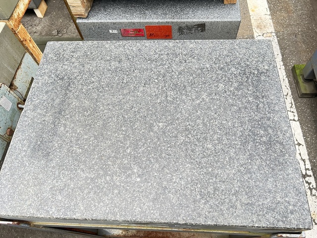 --  Surface plate/Workbench Image 2