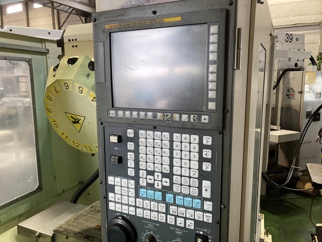 FANUC α-T14iE Vertical Machining Center Image 2