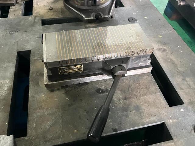 KANETSU KMJ-1025A Magnet Chuck Image 1