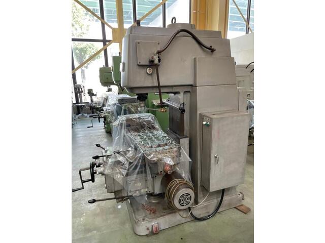 OKUMA & HOWA STM-2V Vertical Milling Machine Image 4
