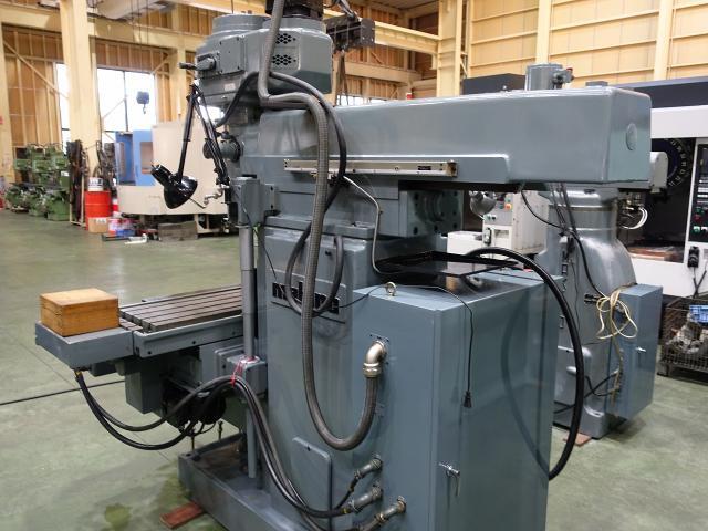 MAKINO BV?J-85 Vertical Milling Machine Image 7