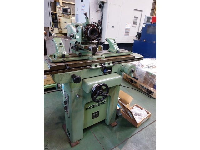 牧野フライス製作所 C-40 工具研削盤 の画像 1枚目