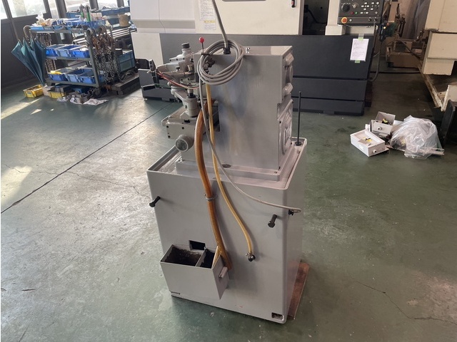 KAWARAGI MFG MK-32-DU Tool Grinder Image 5