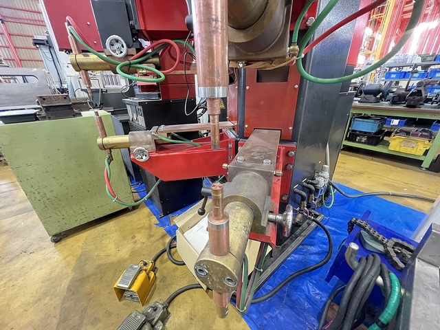 AMADA ID404THNT Welding Image 8