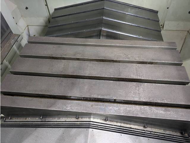 牧野フライス製作所 V33 立型マシニングセンタ の画像 5枚目