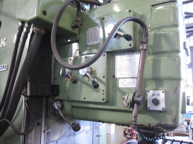 OKK MH-5VJ 立型フライス盤 の画像 7枚目