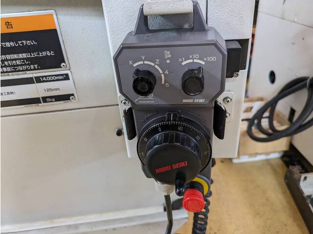 森精機 NV5000α1A/40 立型マシニングセンタ の画像 12枚目