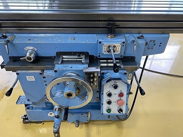 OKK MH-5VJ 立型フライス盤 の画像 7枚目