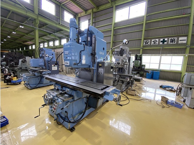 OKK MH-5VJ Vertical Milling Machine Image 2
