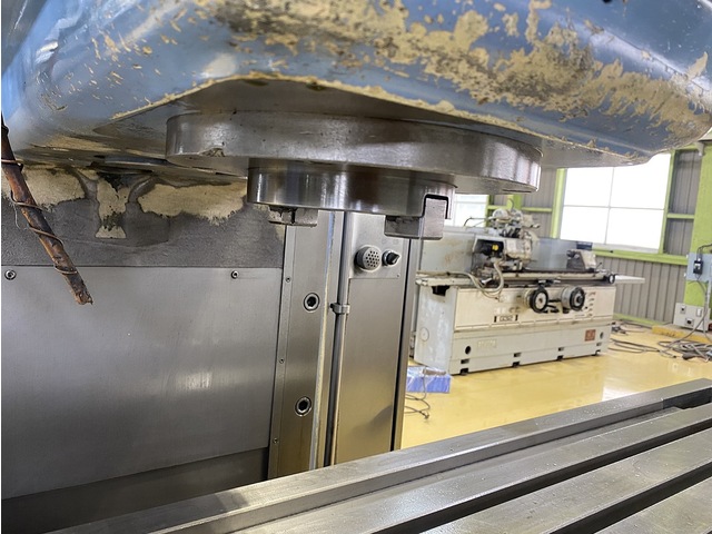 OKK MH-5VJ Vertical Milling Machine Image 5