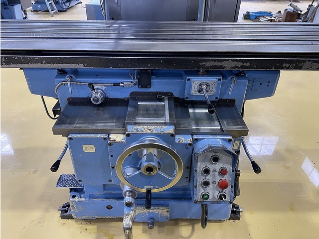 OKK MH-5VJ Vertical Milling Machine Image 7