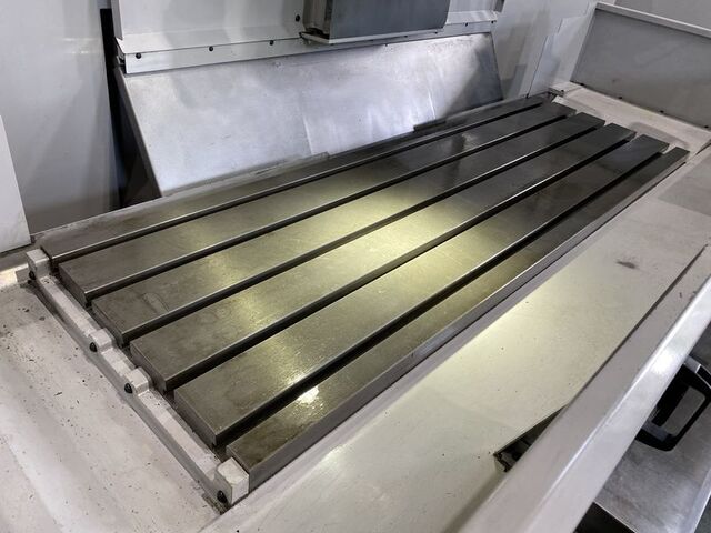 YAMASAKI GIKEN YZ-500WR NC Vertical Milling Machine Image 4