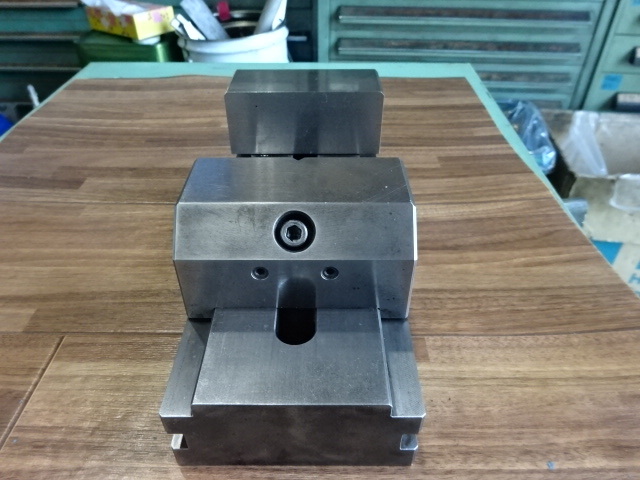 JAPAN AUTOMATIC MACHINE WS120 Vice Image 4