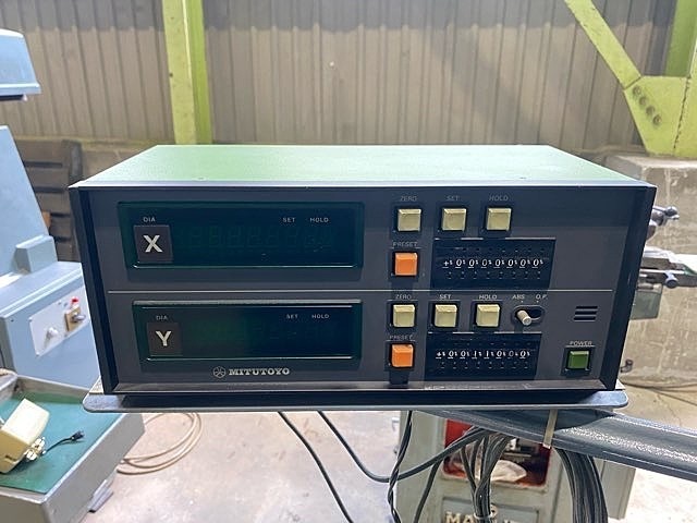 牧野フライス製作所 MHJ-20 立型フライス盤 の画像 7枚目