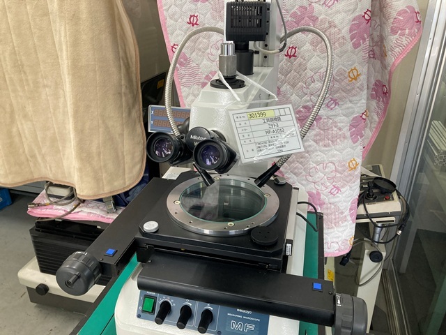 Mitutoyo MF-A1010 Microscope Image 1