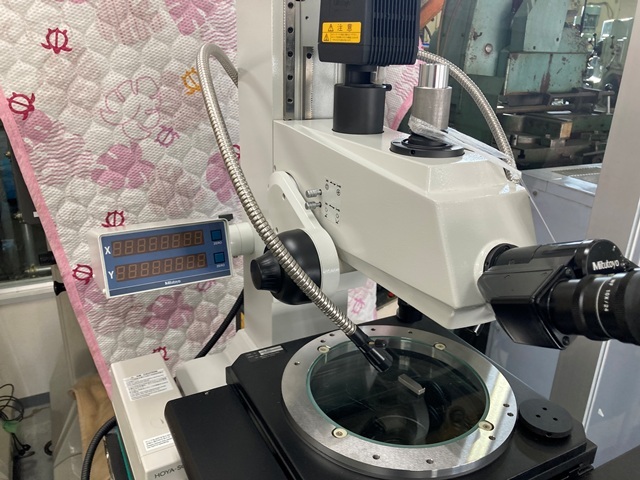 Mitutoyo MF-A1010 Microscope Image 3