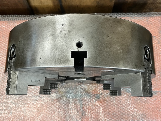 --  Lathe Chuck Image 4