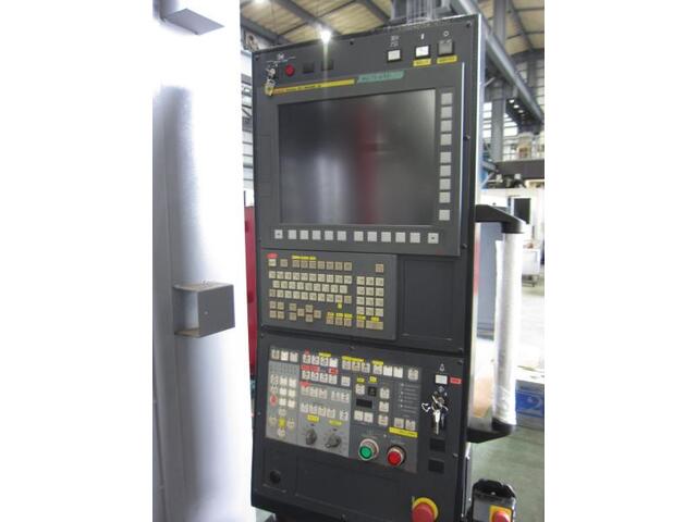 OKK VM76R Vertical Machining Center Image 3