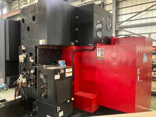 OKK VM76R Vertical Machining Center Image 8