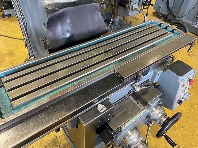 牧野フライス製作所 KSJP-55 立型フライス盤 の画像 5枚目