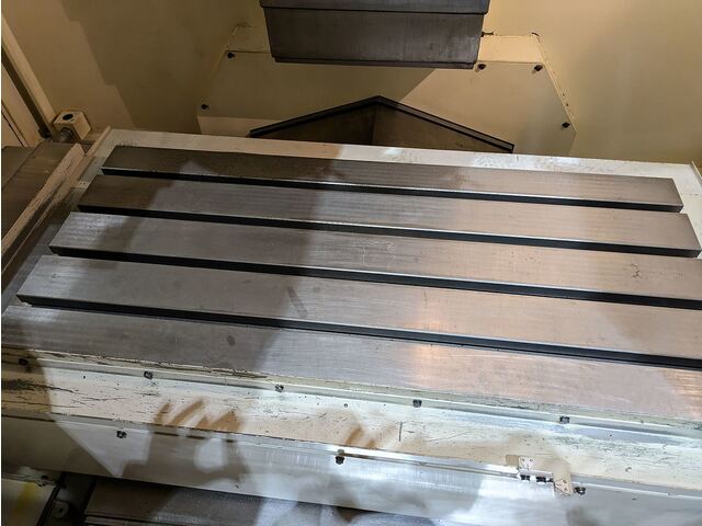 大隈豊和 MILLAC-468V Vertical Machining Center Image 5