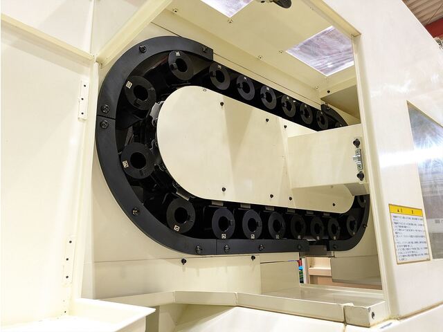 大隈豊和 MILLAC-468V Vertical Machining Center Image 14