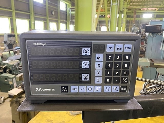 新潟鉄工 3UMD Universal Milling Machine Image 8