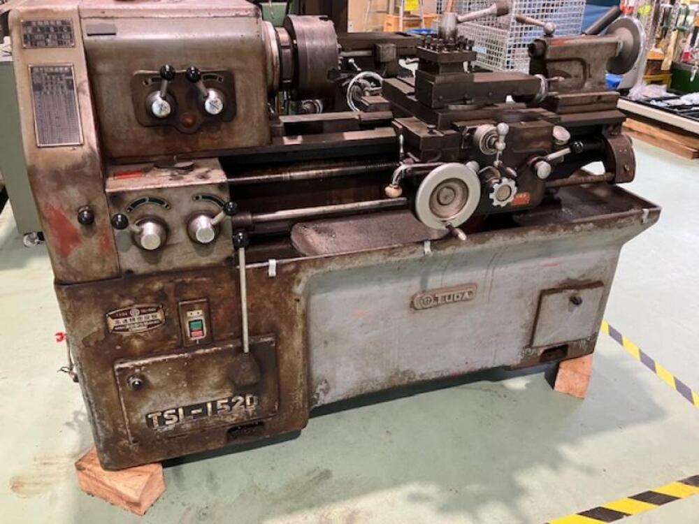 TUDAKOMA TSL-152D Lathe