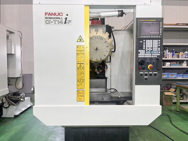 FANUC α-T14iE Vertical Machining Center Image 2