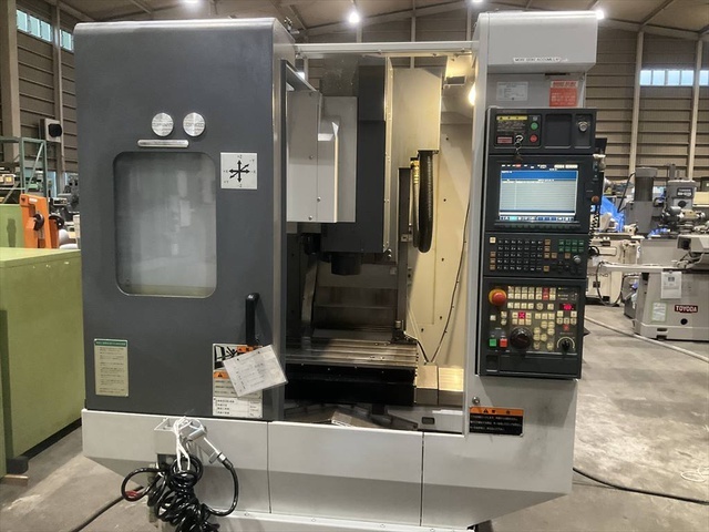 森精機製作所 ACCUMILL4000 立型マシニングセンタ の画像 1枚目