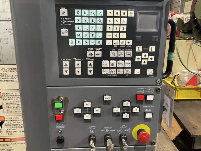 ヤマザキマザック VTC-200B 立型マシニングセンタ の画像 4枚目