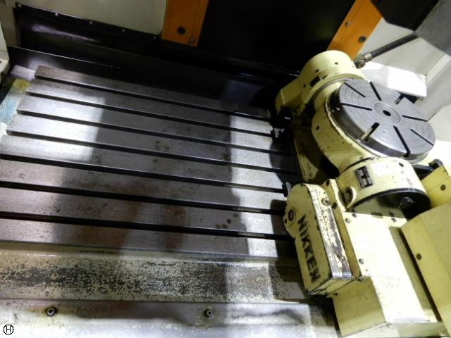 MAKINO GF6 Vertical Machining Center Image 4