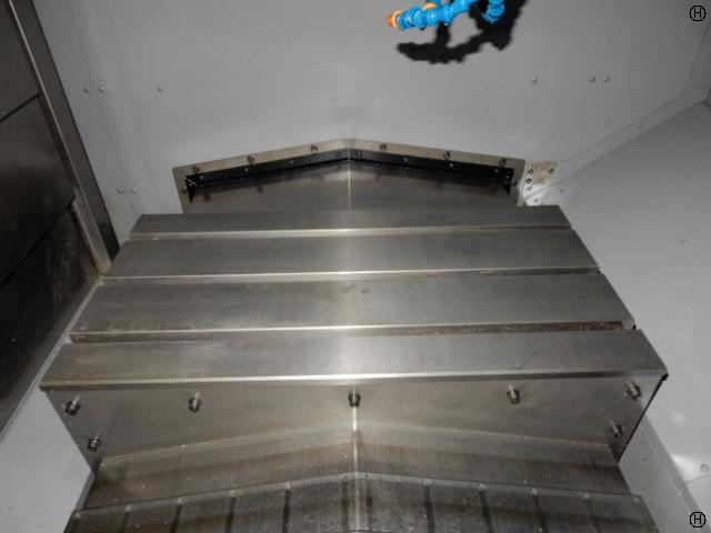 OKK DC-400 Vertical Machining Center Image 2