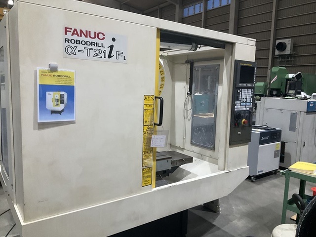 FANUC α-T21iFL Vertical Machining Center Image 1