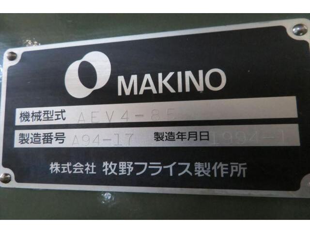 MAKINO AEV4-85 NC Vertical Milling Machine Image 5