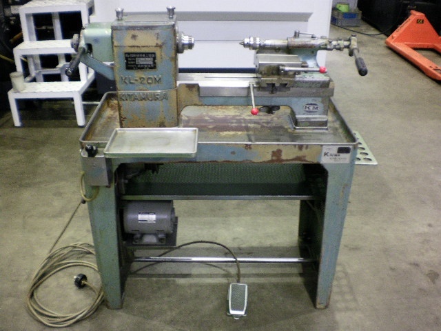 KITAMURA MANUFACTURING KL-20 Lathe Image 1