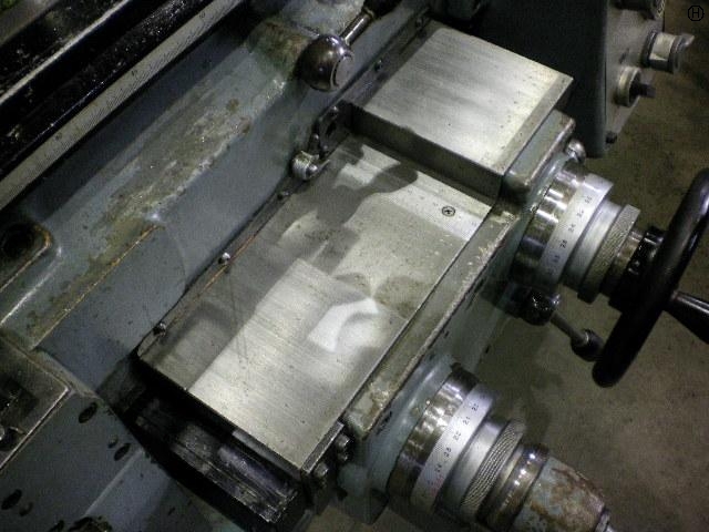 牧野フライス製作所 KSJP-55 立型フライス盤 の画像 2枚目