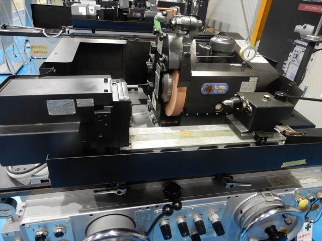 TOYODA MACHINE WORKS GOP10-30 Cylindrical Grinder Image 5
