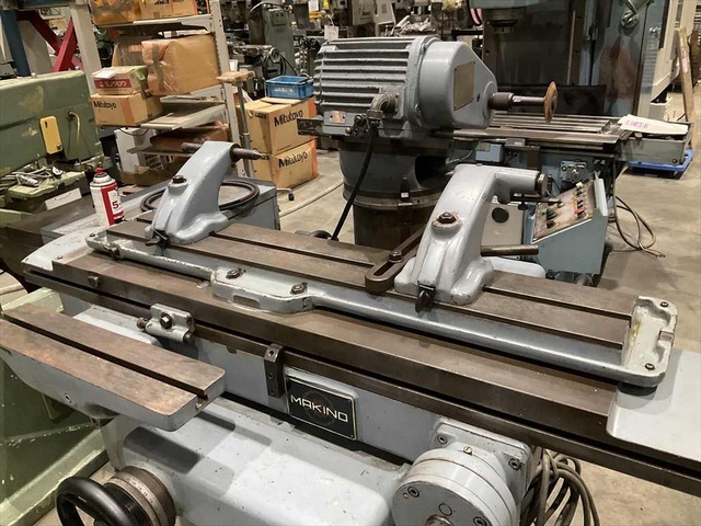 MAKINO C-40 Tool Grinder Image 2