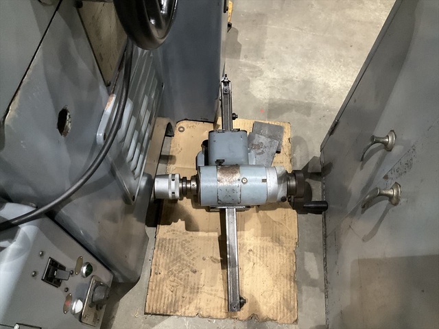 MAKINO C-40 Tool Grinder Image 5