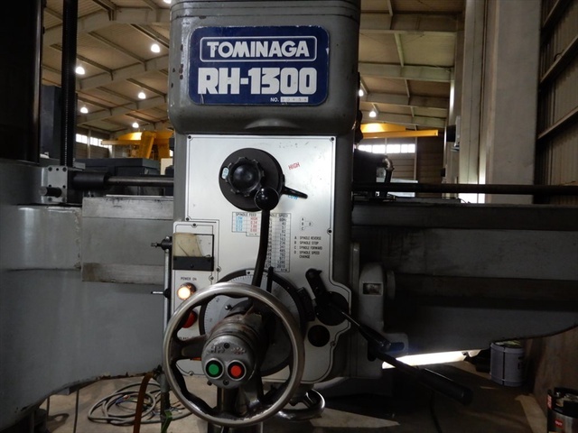 富永鉄工所 RH-1300 ラジアルボール盤 の画像 2枚目