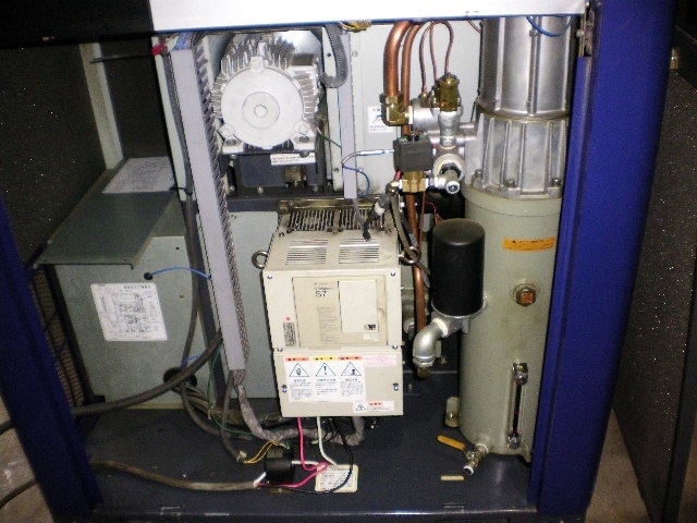 KOBE STEEL VS410A No.4HA01626 Compressor Image 3