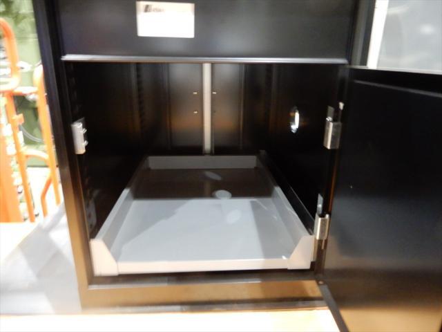  860×860×H740 Tool Cabinet Image 5