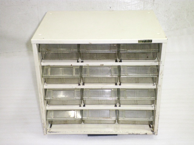 SAKAE 3列4段 Tool Cabinet Image 2