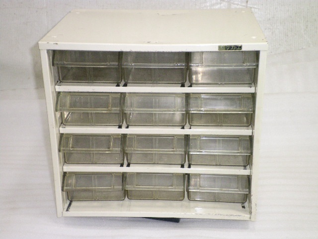 SAKAE 3列4段 Tool Cabinet Image 2