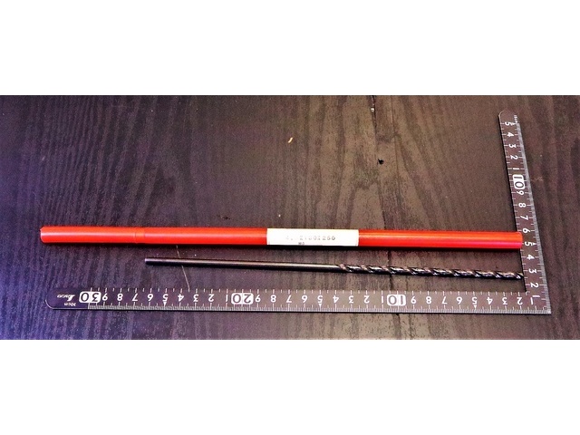 KOBELCO 4.5×130×250 未使用 ドリル の画像 1枚目
